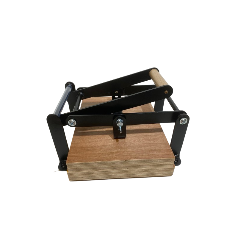 Presse à levier bois et lino Woodzilla A4 - noir mat