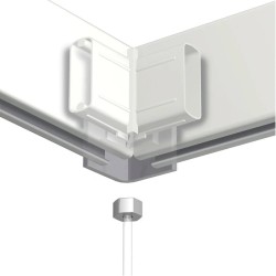 Raccord d’angle blanc pour cimaise Click Rail.
Permet de réaliser facilement des angles internes ou externes entre deux rails.