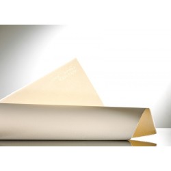 Papier Vélin d’Arches 250g/m² – 100 % coton, filigrané Arches France, bords frangés, blanc nature